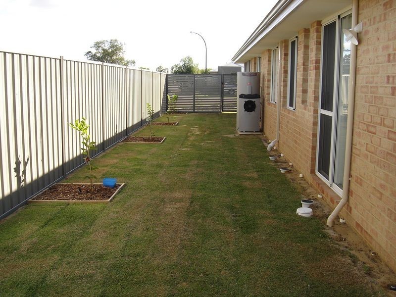 5 Woollybush Turn, Broadwater WA 6280