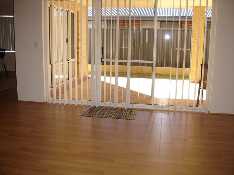 5 Woollybush Turn, Broadwater WA 6280