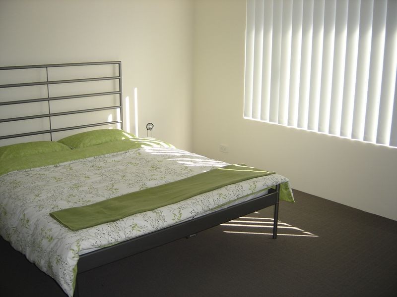 5 Woollybush Turn, Broadwater WA 6280