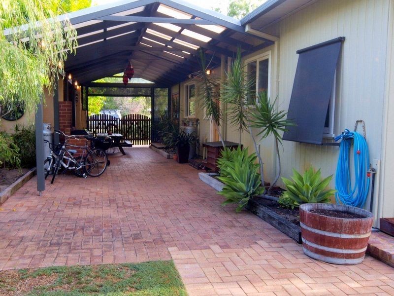 13 Dawson Avenue, Abbey WA 6280