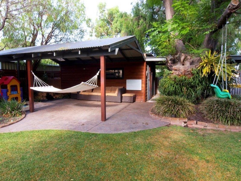 13 Dawson Avenue, Abbey WA 6280