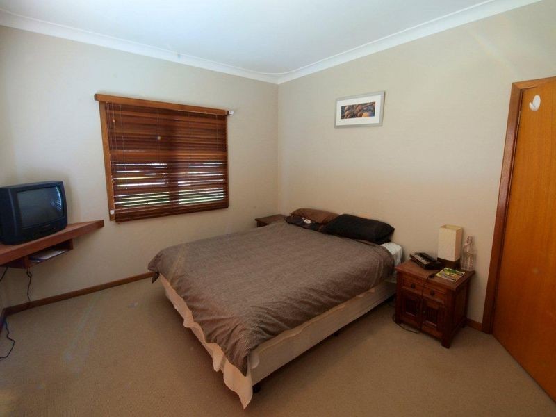 13 Dawson Avenue, Abbey WA 6280