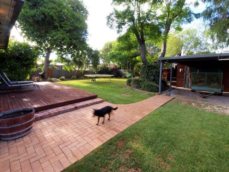 13 Dawson Avenue, Abbey WA 6280