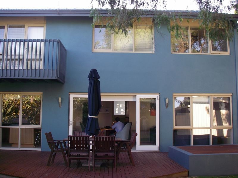 10 Locke Street, Abbey WA 6280