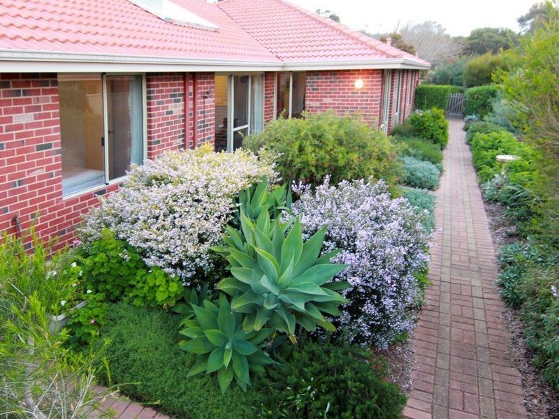 100 Dunsborough Lakes Drive, Dunsborough WA 6281