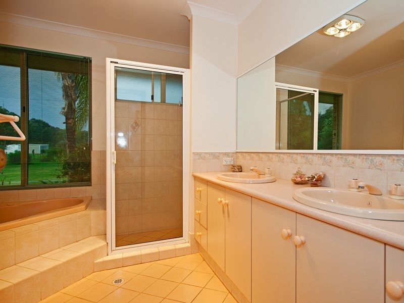 176 Armstrong Street, Boyanup WA 6237