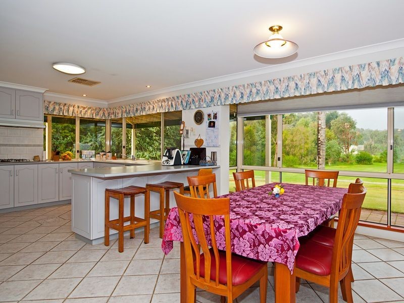 176 Armstrong Street, Boyanup WA 6237