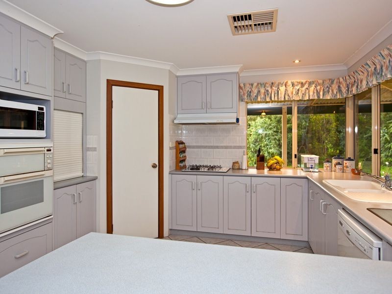 176 Armstrong Street, Boyanup WA 6237