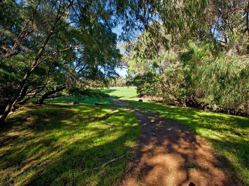 176 Armstrong Street, Boyanup WA 6237