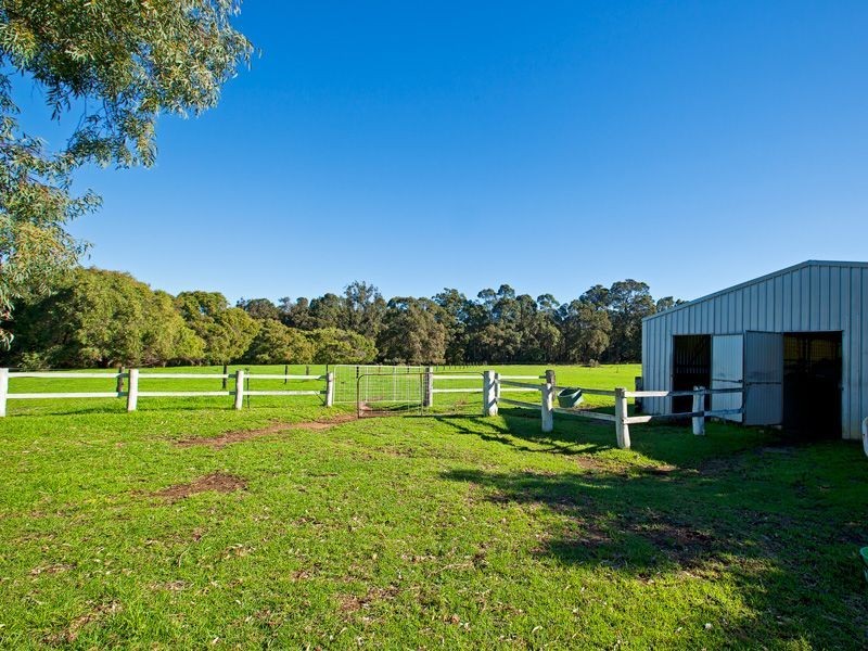 176 Armstrong Street, Boyanup WA 6237