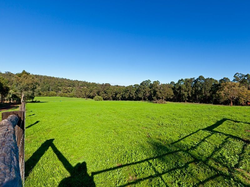 176 Armstrong Street, Boyanup WA 6237