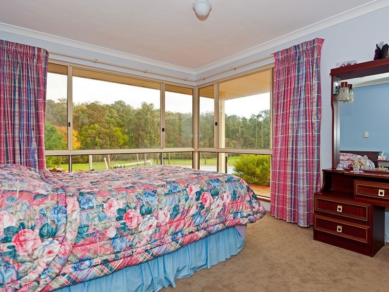 176 Armstrong Street, Boyanup WA 6237