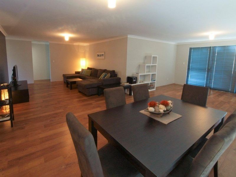4 Feutrill Place, Broadwater WA 6280