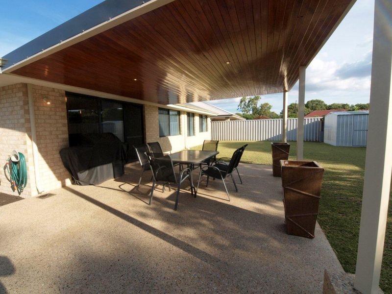4 Feutrill Place, Broadwater WA 6280