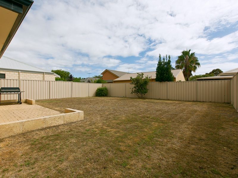 4/36 Stanford Drive, Abbey WA 6280