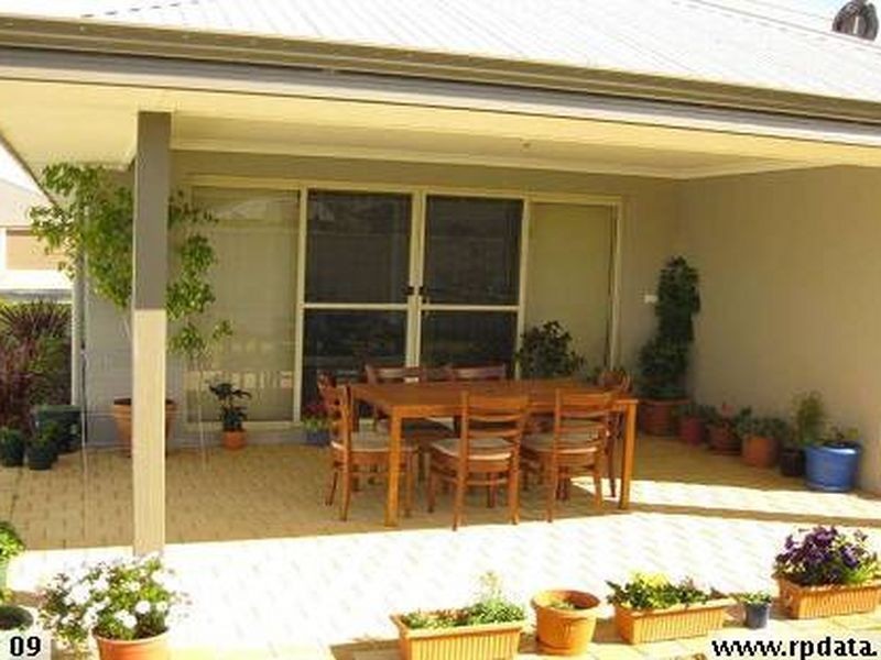 3 Higgins Drive, Broadwater WA 6280