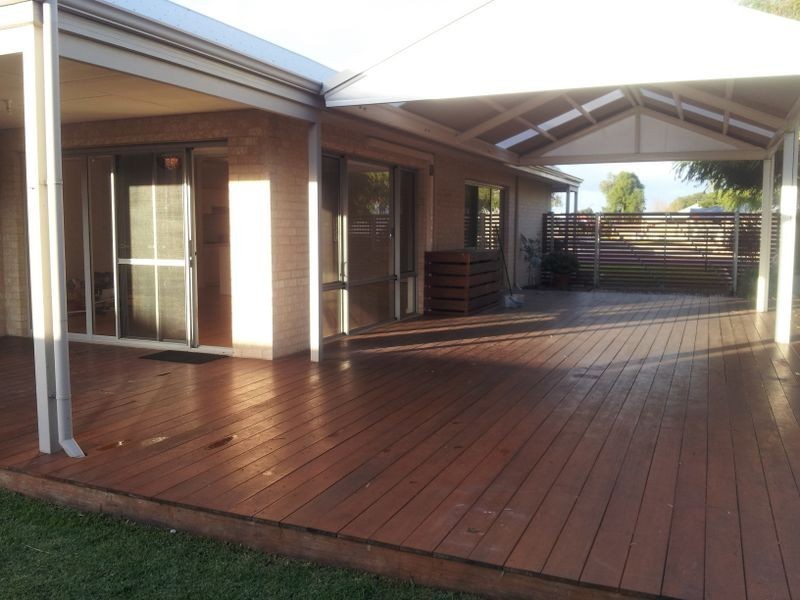 22 Wagon Entrance, Broadwater WA 6280