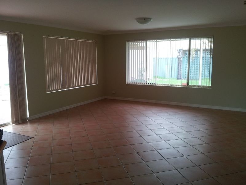 8 Steeple Retreat, West Busselton WA 6280