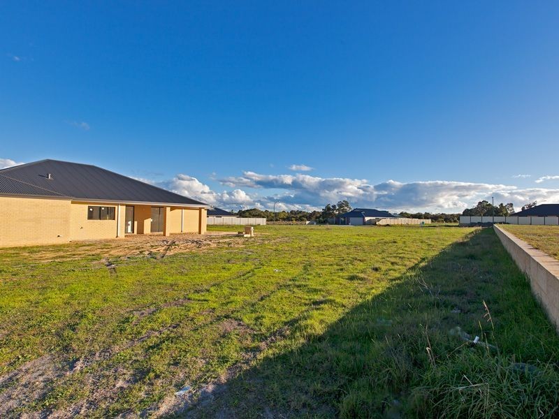 7 Werloo Approach, Capel WA 6271