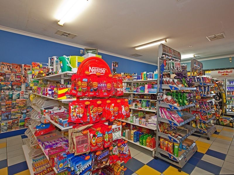 7 Caves Road, Abbey WA 6280