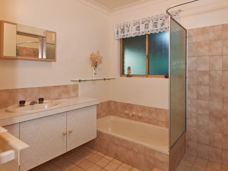 12 Burt Street, Broadwater WA 6280