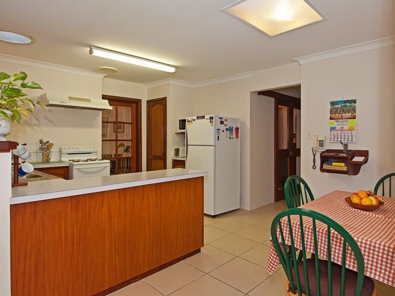 12 Burt Street, Broadwater WA 6280