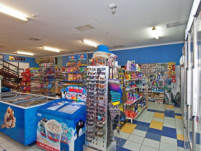 7 Caves road, Abbey WA 6280