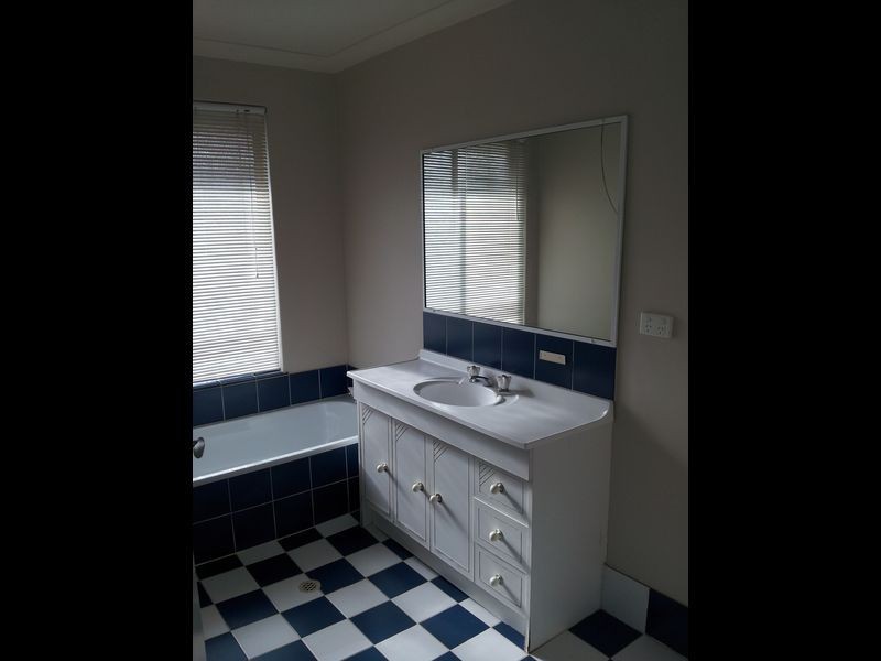 68 Cookworthy Road, Broadwater WA 6280