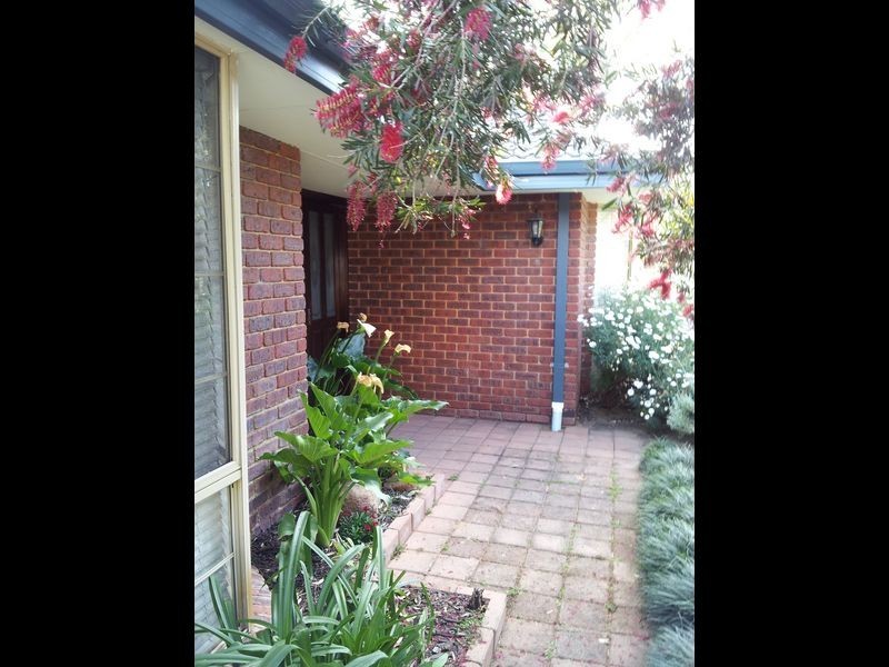 68 Cookworthy Road, Broadwater WA 6280