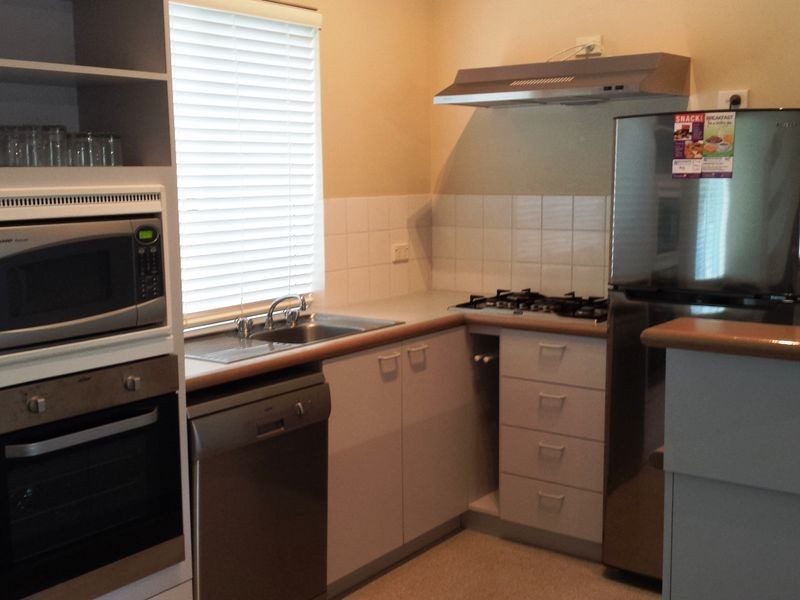 60/11 Holgate Road, Broadwater WA 6280