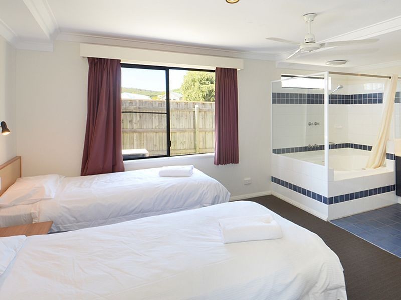 116/lot 2282 Walcliffe Rd and Riedle rd, Bramley WA 6285