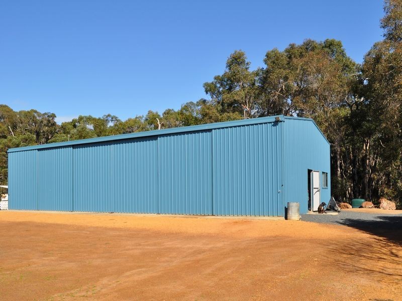 370 Hairpin Road, Jindong WA 6280
