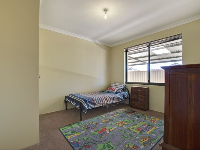 43 Currawong Drive, Broadwater WA 6280