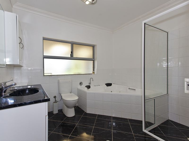 127 Halls Road, Capel WA 6271