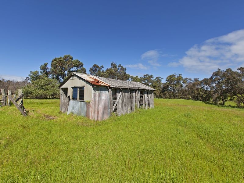 127 Halls Road, Capel WA 6271
