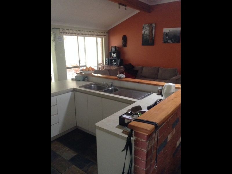 11 Waratah Crescent, West Busselton WA 6280