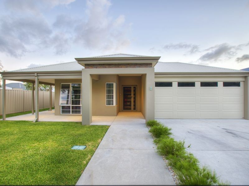 1 Hobby Road, Broadwater WA 6280