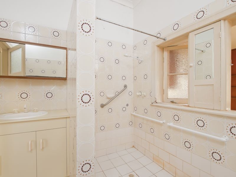 44 Strelly Street, Busselton WA 6280