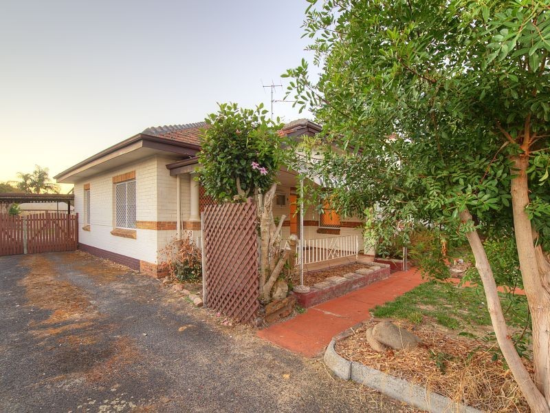 44 Strelly Street, Busselton WA 6280