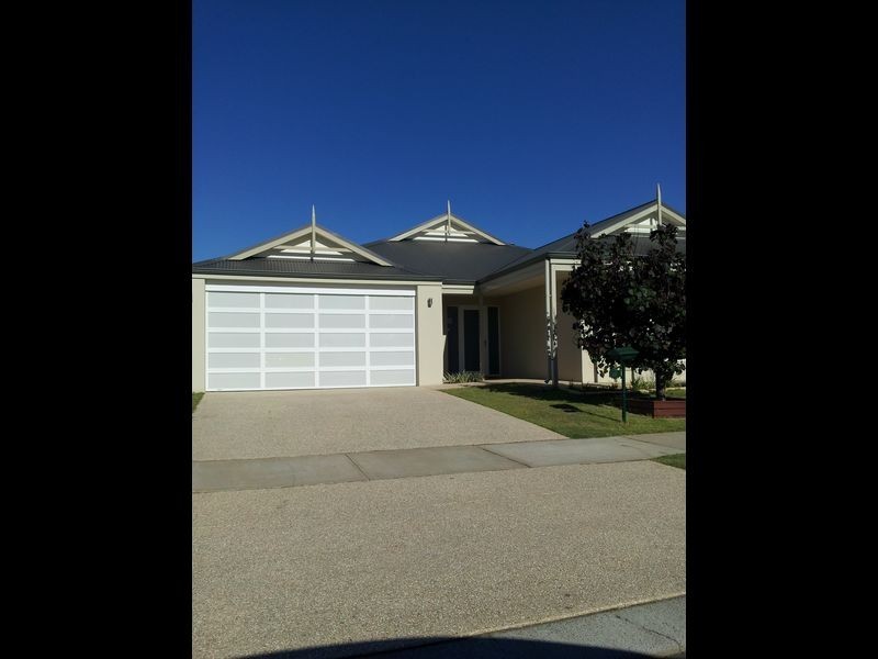 15 Nougat Crescent, Yalyalup WA 6280