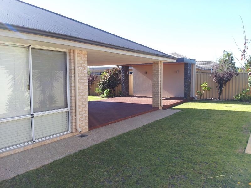 15 Nougat Crescent, Yalyalup WA 6280