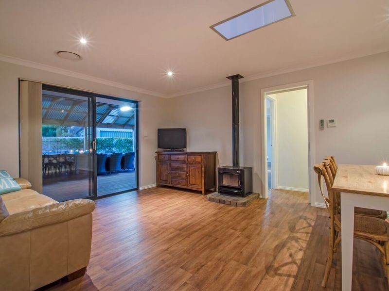 6 Harnett Street, Broadwater WA 6280