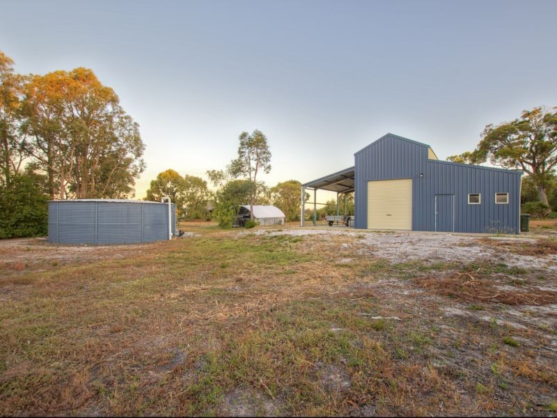 2 Haag Rd, Carbunup River WA 6280