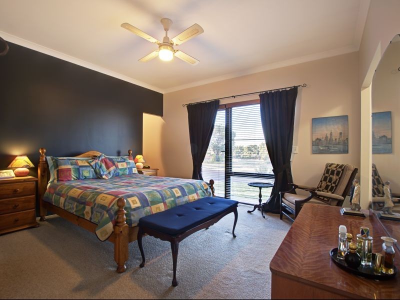 2 Haag Rd, Carbunup River WA 6280