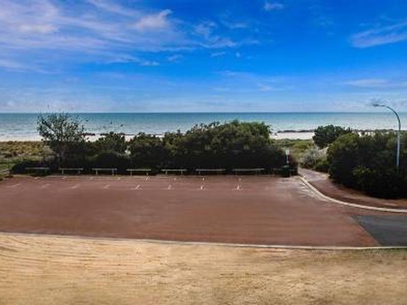 417 Marine Terrace, Geographe WA 6280