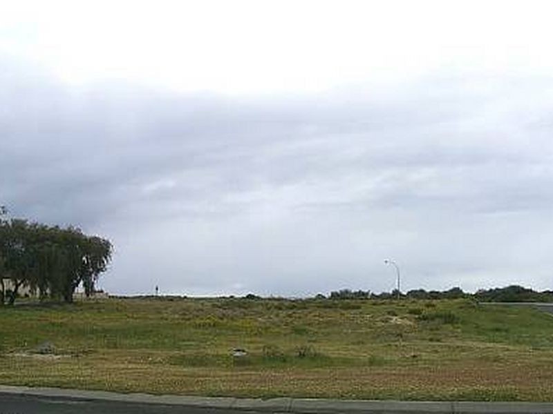 417 Marine Terrace, Geographe WA 6280