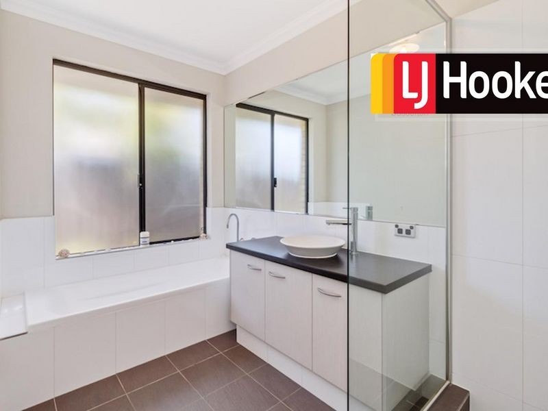 13 Barkle Close, Abbey WA 6280