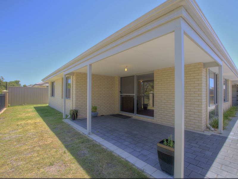 30 Chaytor View, West Busselton WA 6280