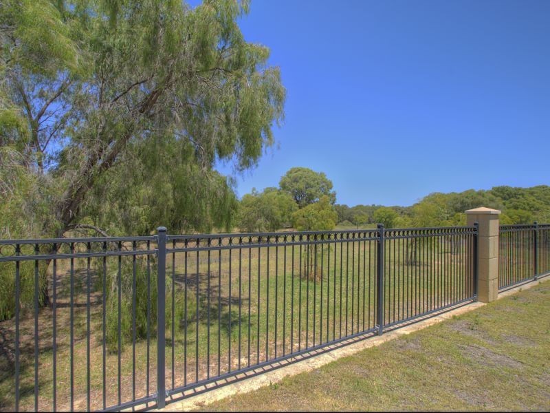 30 Chaytor View, West Busselton WA 6280