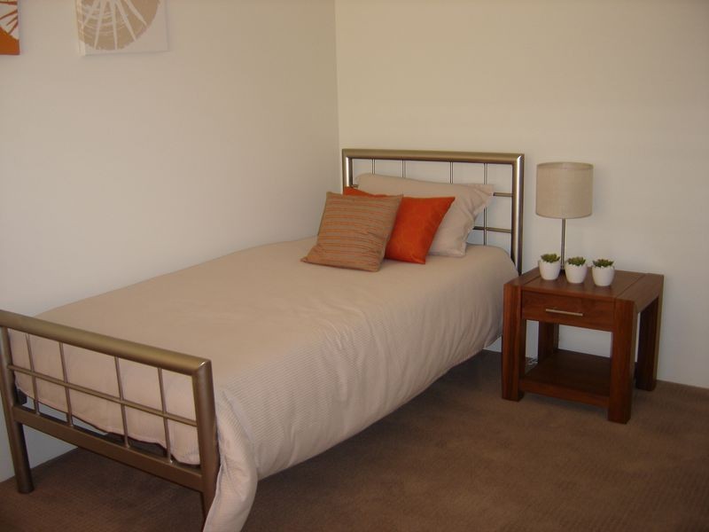 8 Matisse Way, Yalyalup WA 6280